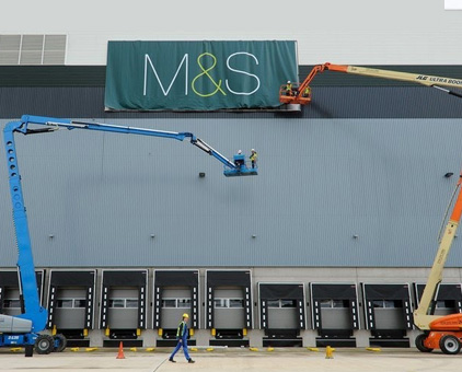 戶外大型拉布燈箱